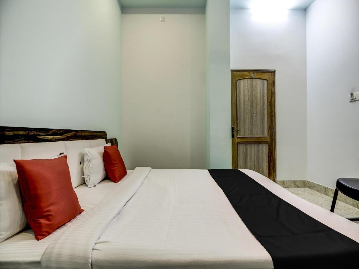 Capital O 72337 Hotel Konkan Tadka Mumbai Eksteriør bilde